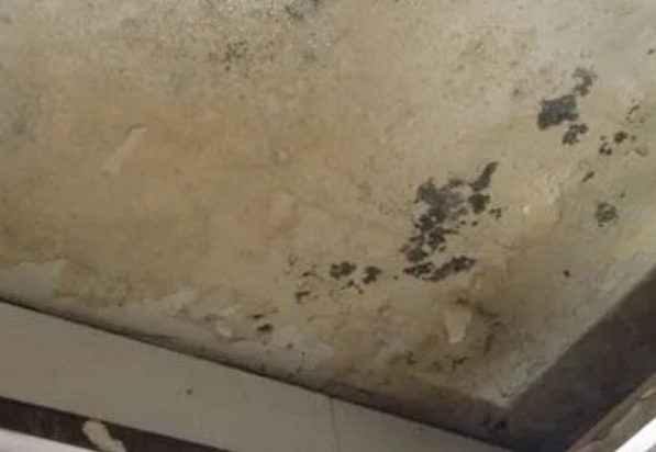 衡阳市阳台漏水维修公司分享下衡阳市卫生间渗水维修需要注意哪些问题。
